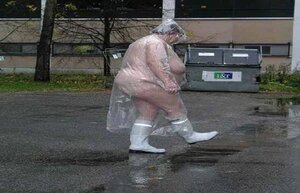 RAINCOAT.thumb.jpg.781f6a8bd0ce03e4e0b04d1cfa9f980f.jpg
