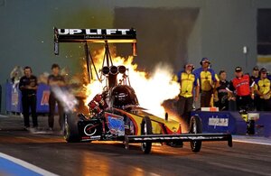 drag-racing-top-fuel.thumb.jpg.41ce841e7c45577640e007d067ef381f.jpg