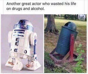 r2d2.thumb.jpg.106599fbb41cb93eeb555d599306bca2.jpg