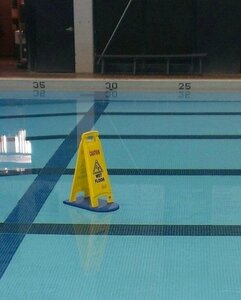 1483787279_wetfloor.thumb.jpg.c2e583e0410ed2732d716d501768f839.jpg