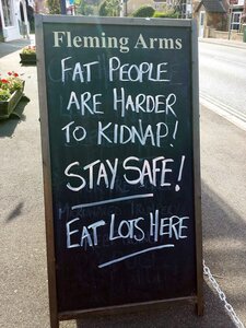 funny-retaurant-signs1.jpg