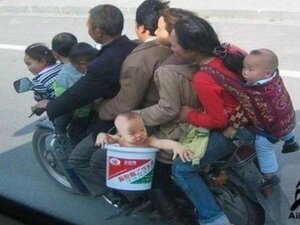 1032075461_nineonabike.thumb.jpe.c3f170284cbaa05e95bc427623b99b25.jpe