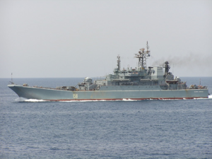 1024px-Tsezar_Kunikov_in_the_Red_Sea_(2003).png