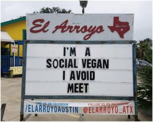 socialvegan.thumb.jpg.a1bd647ce889df1f45b767e01490e560.jpg