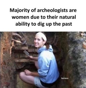 ARCHEOLOGISTS.thumb.jpg.6262221311237b82e51ce1473ee9de90.jpg