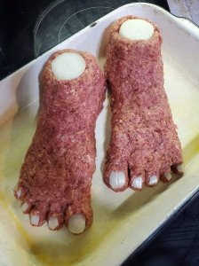 feetloaf.thumb.jpg.3b7aae696112815a8bceef811fbd6b19.jpg