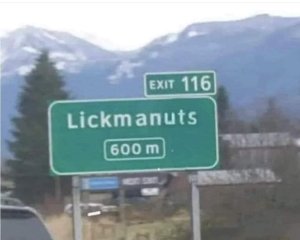 Lickmanuts.thumb.jpg.26e06bf54e6874bf978db8064d100a25.jpg