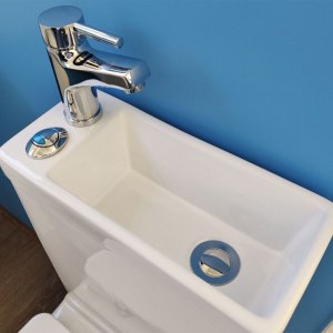 eastbrook-direct-eastbrook-metro-short-projection-cistern-with-basin-c-w-tap-26-0102-p8488-22296_image-3914296025.jpg
