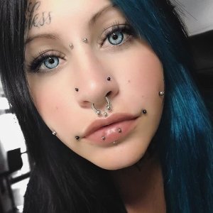 piercings.thumb.jpg.77cdd4da3f249917c9e0244479d59e4c.jpg