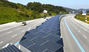 freewaysolarpanels.thumb.jpg.018a3ebc65895613552f894cfe1c1435.jpg