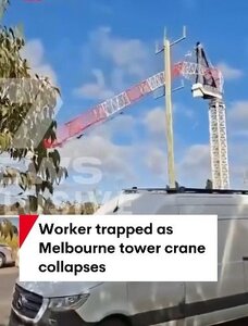 towercranecrash.thumb.jpg.33a922b6fd4a79ab1a4c09c7fb1024a1.jpg
